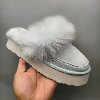 UGG نعال رمادي أبيض حذاء منصة بوم بوم تريم فرو