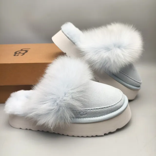 UGG Gray White Platform Sole Pom-Pom Fur Trim Slippers 6