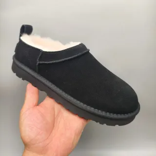 UGG Tasman أسود بيج جلد علوي مبطن بشيرلينج أحذية كاجوال