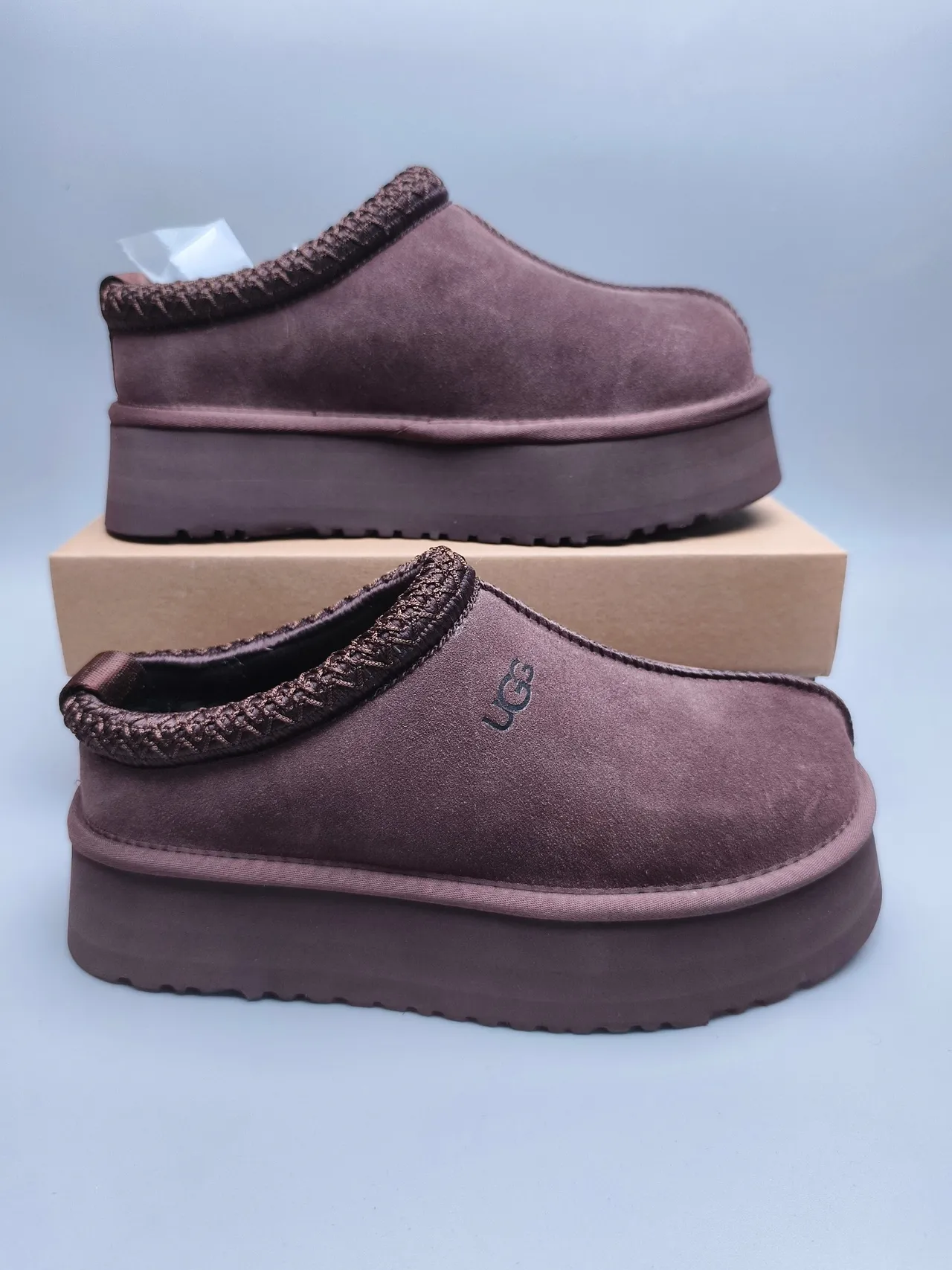 UGG Tasman Sapatos casuais marrom couro macio superior trançado malha colar 5