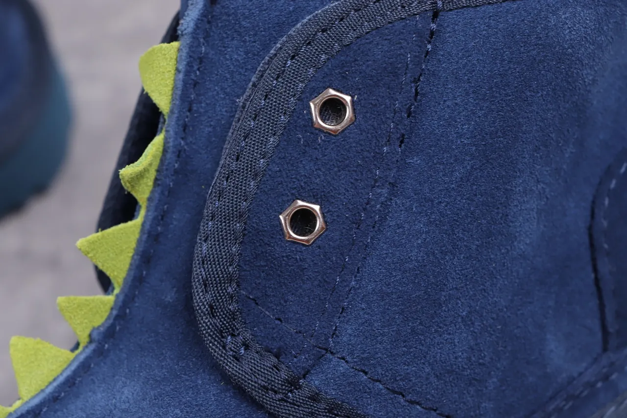UGG Tasman 海军绿麂皮面料羊毛皮内里雪靴 3
