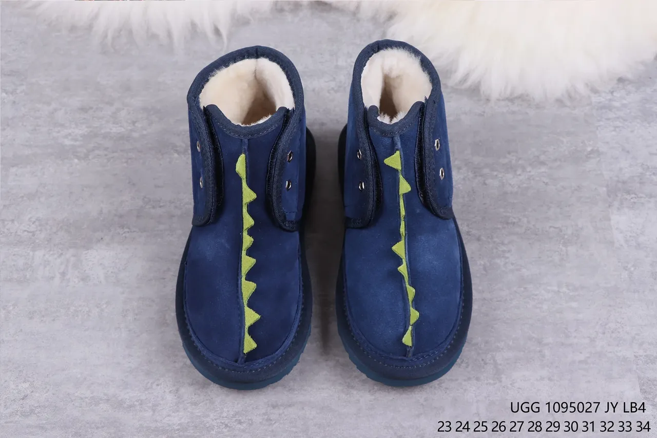 UGG Tasman 海军绿麂皮面料羊毛皮内里雪靴 9