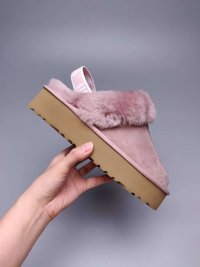 UGG Tasman أحذية كاجوال منصة وردي وبني مزين بشيرلينج 9