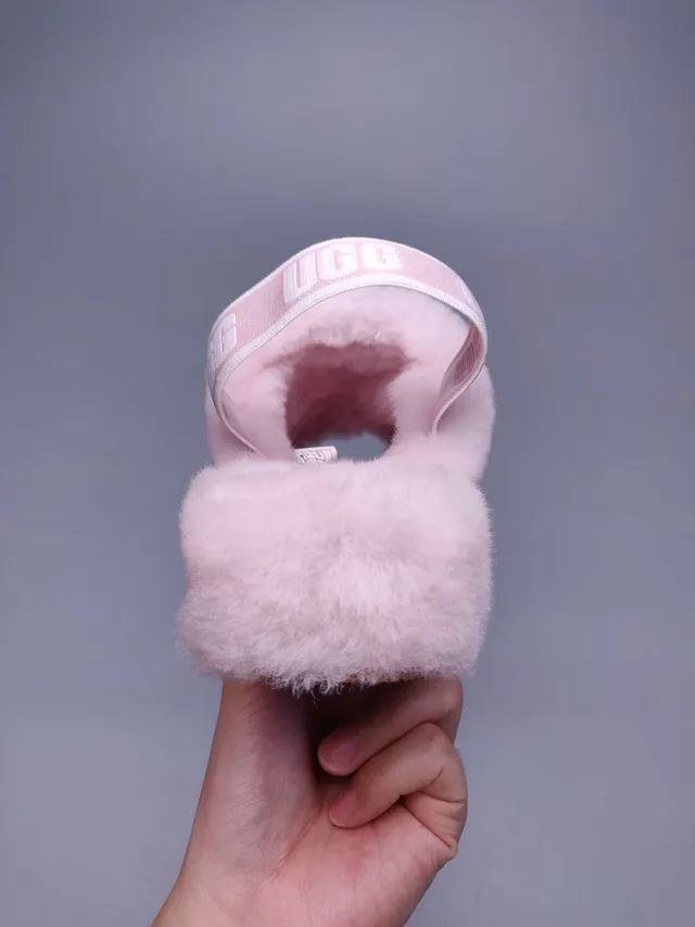 UGG Tasman गुलाबी फ्लफी शियरलिंग स्लाइड चप्पल 5