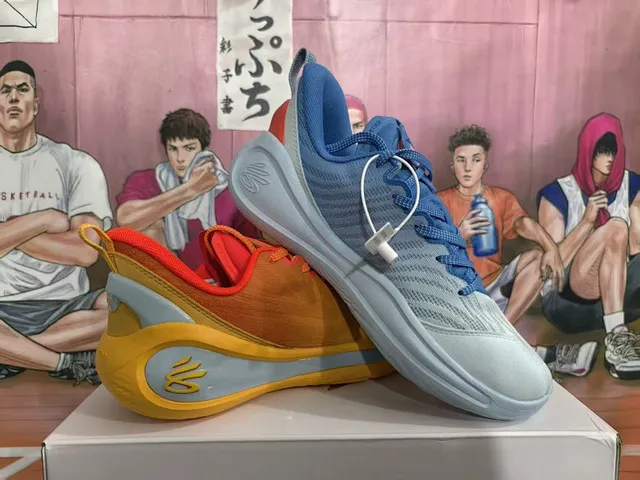 Under Armour Curry Color-Blocked Mesh Midsole Basketball Shoes 1