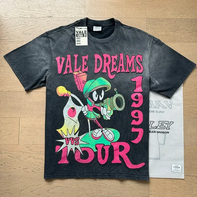 تيشيرت جرافيك أسود بغسيل حمضي Vale Forever Vale Dreams 1997 Tour 6