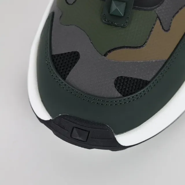Valentino Sneakers Chunky avec Upper Camouflage Vert Armée et Blanc, Midsole Sculpté 5