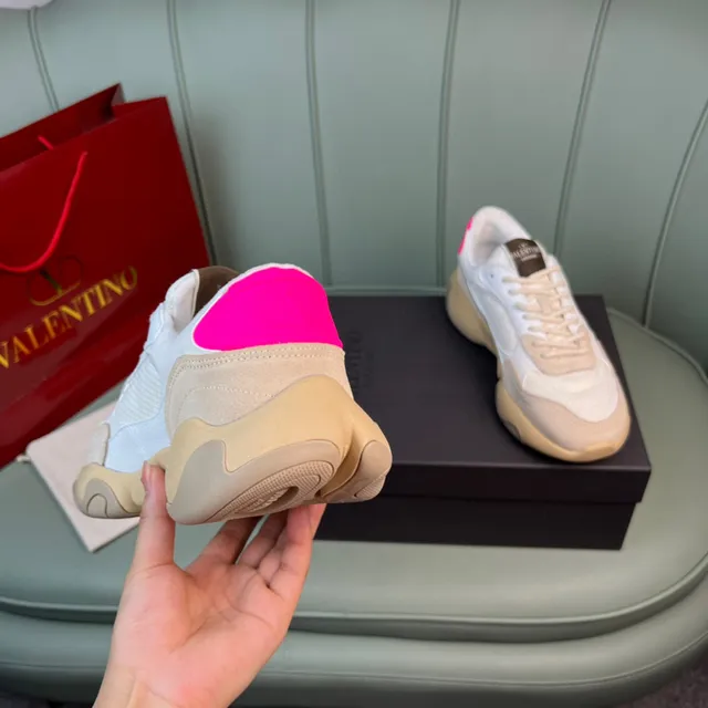 Valentino Chaussures chunky beige rose semelle mixte maille et daim 3
