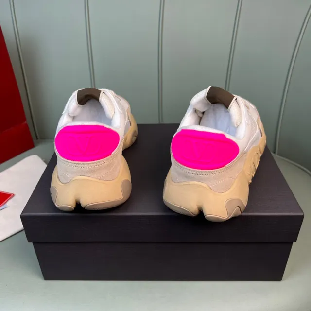 Valentino Chaussures chunky beige rose semelle mixte maille et daim 4