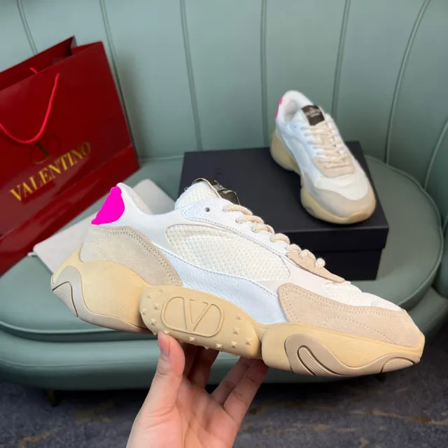 Valentino Chaussures chunky beige rose semelle mixte maille et daim 5