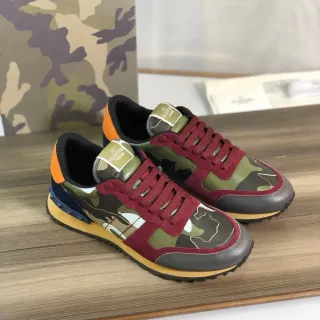 Valentino كاموفلاج و بوردو سويد سنيكرز لايف ستايل