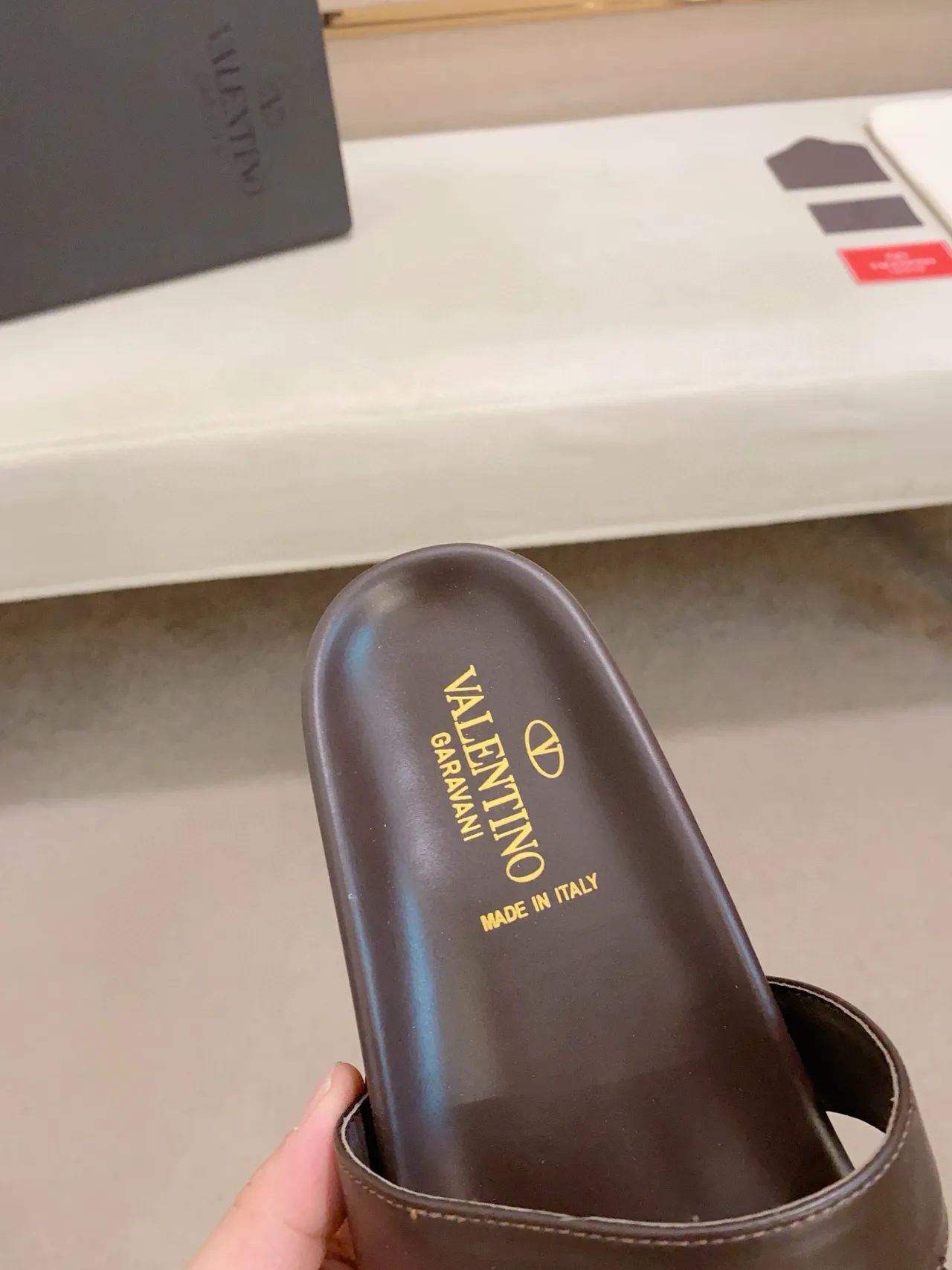 Valentino Ouvert Noir Marine à double bride Métal VLogo Boucle Sandales 7