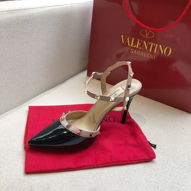 Valentino Rockstud Black and Nude Patent Leather Stilettos 2