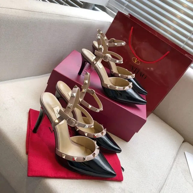 Valentino Rockstud Black and Nude Patent Leather Stilettos 3