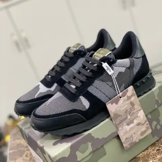 Valentino Rockstud Camuflaje Malla y Ante Lifestyle Sneakers