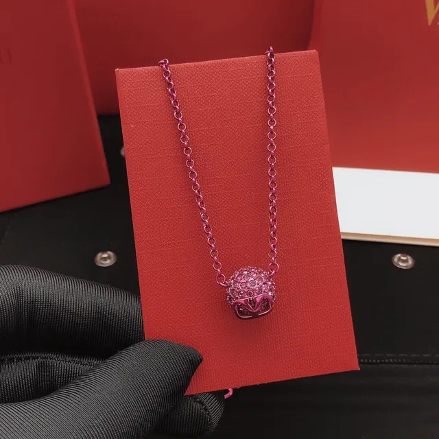 Valentino VLogo Ball Pavé Crystal Pink collier 6