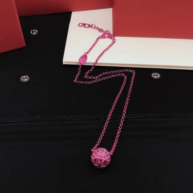 Valentino VLogo Ball Pavé Crystal Pink collier 7