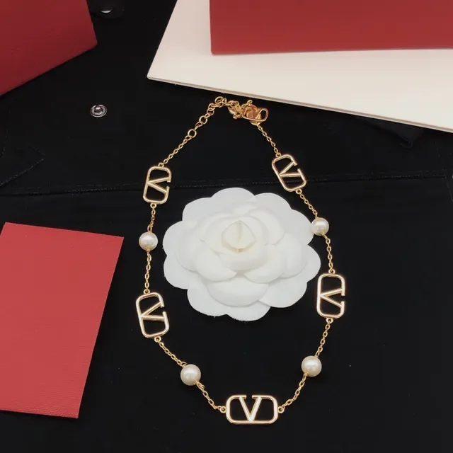 Collier Valentino VLTN Logo Chaîne de Perles 3