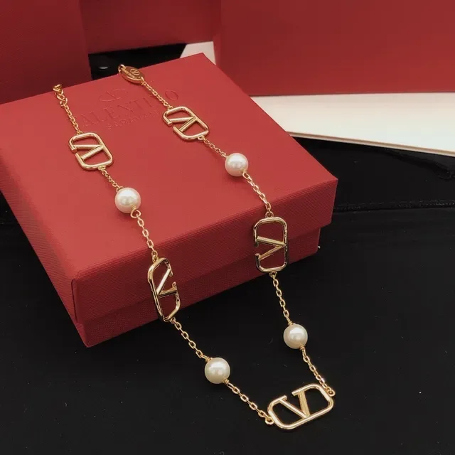 Collier Valentino VLTN Logo Chaîne de Perles 6