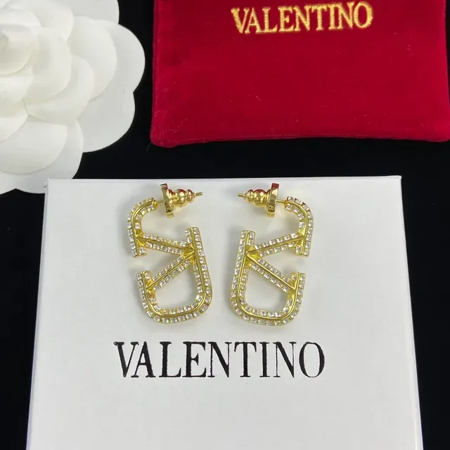 Valentino VLTN Pendientes con cristales pavé y logo geométrico 4