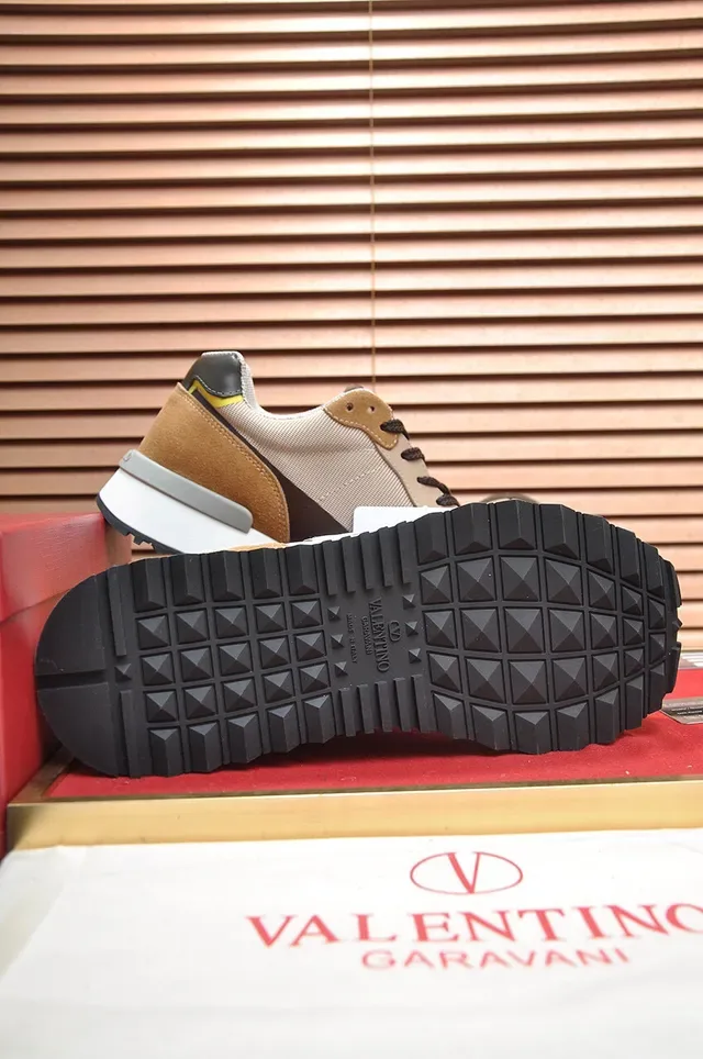 Valentino VLTN Runner Sneakers Lifestyle Marron Tan Daim et Mesh 6