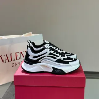 Valentino Blanco Negro Suela Esculpida Upper En Capas Sneakers Gruesos