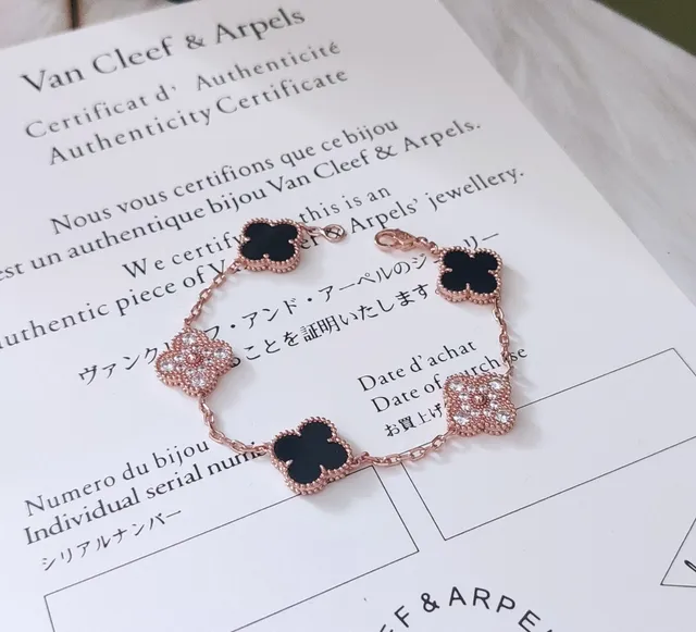 Van Cleef & Arpels Alhambra Bracelet Or Rose Noir et Diamants Pavé 4
