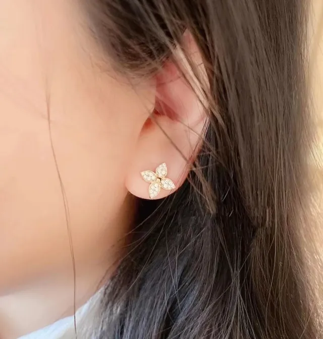 Van Cleef & Arpels Alhambra Four-Leaf Flower Pavé Stud Earrings 9