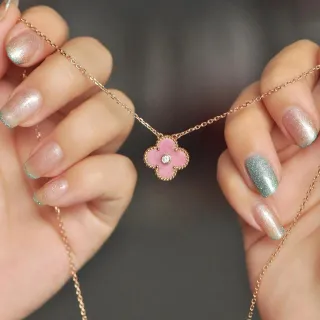 Van Cleef & Arpels Alhambra গোলাপি এনামেল এবং ডায়মন্ড নেকলেস