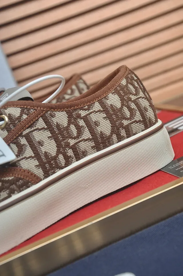 Vans Era Monogram Canvas Brown Beige Skateboard Shoes 2