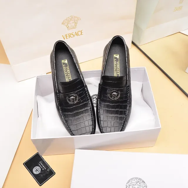 Versace Mocassin Cuir Noir et Or Embossé Crocodile Tête de Médusa Plaque Métal 8