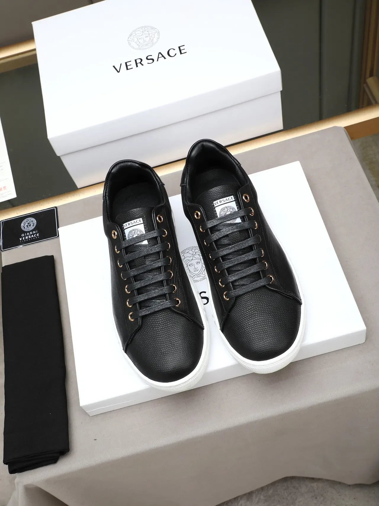 Versace Black White Reptile-Embossed Leather Greek Key Sole Lifestyle Sneakers 6