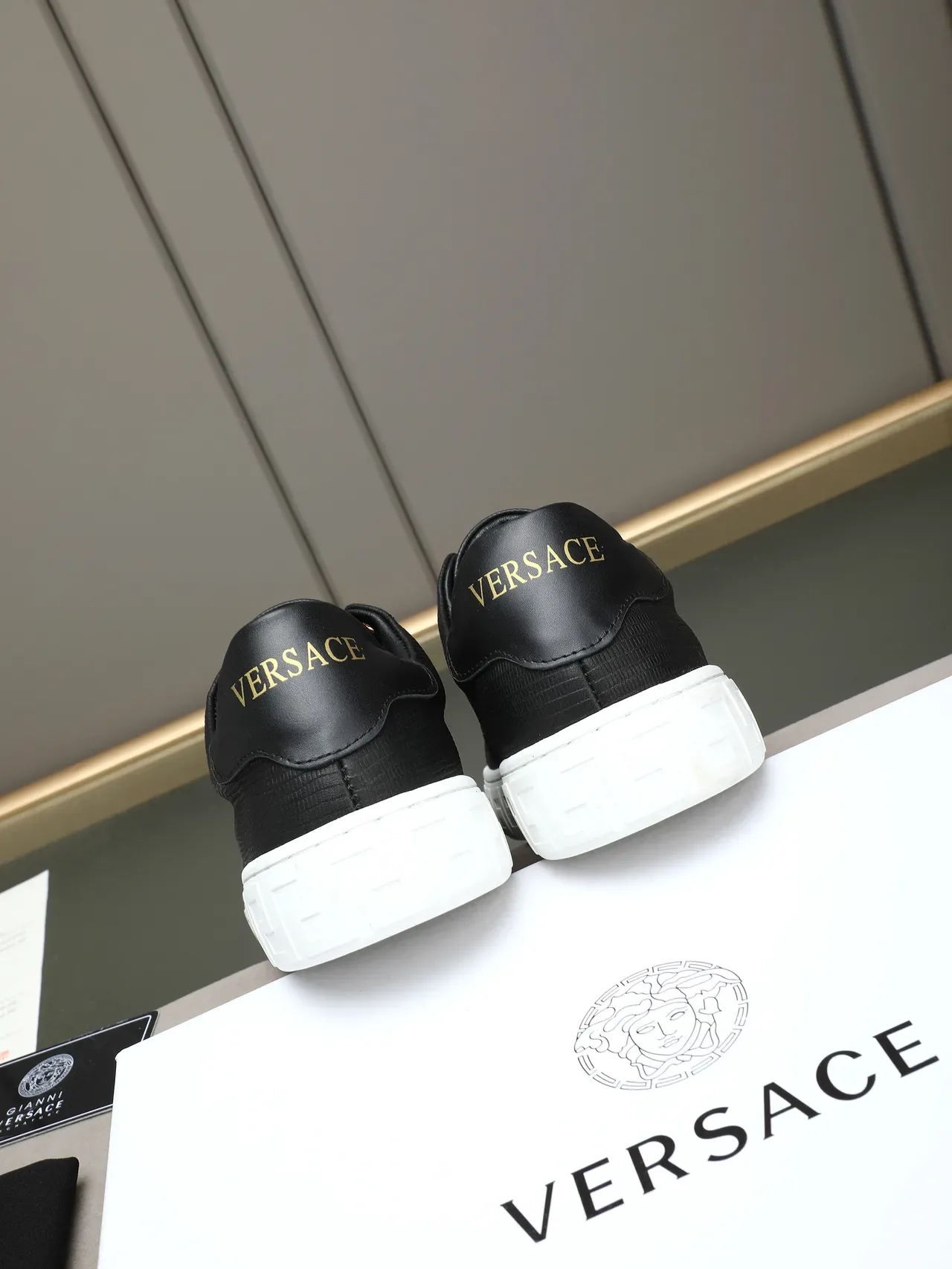 Versace Black White Reptile-Embossed Leather Greek Key Sole Lifestyle Sneakers 7