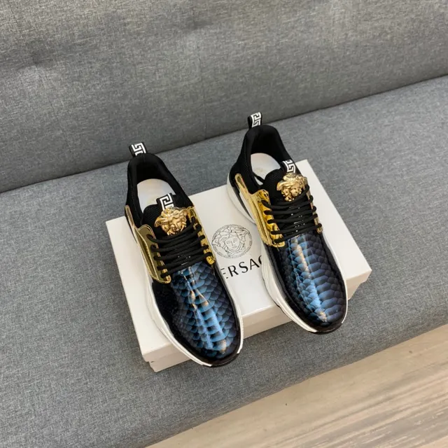 Versace Chain Reaction Chaussures chunky à peau de serpent et doré 5