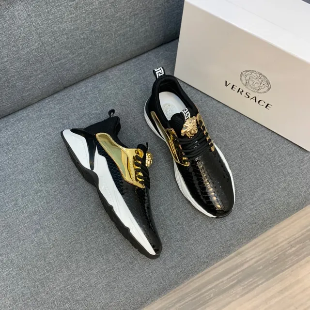 Versace Chain Reaction Chaussures chunky à peau de serpent et doré 15