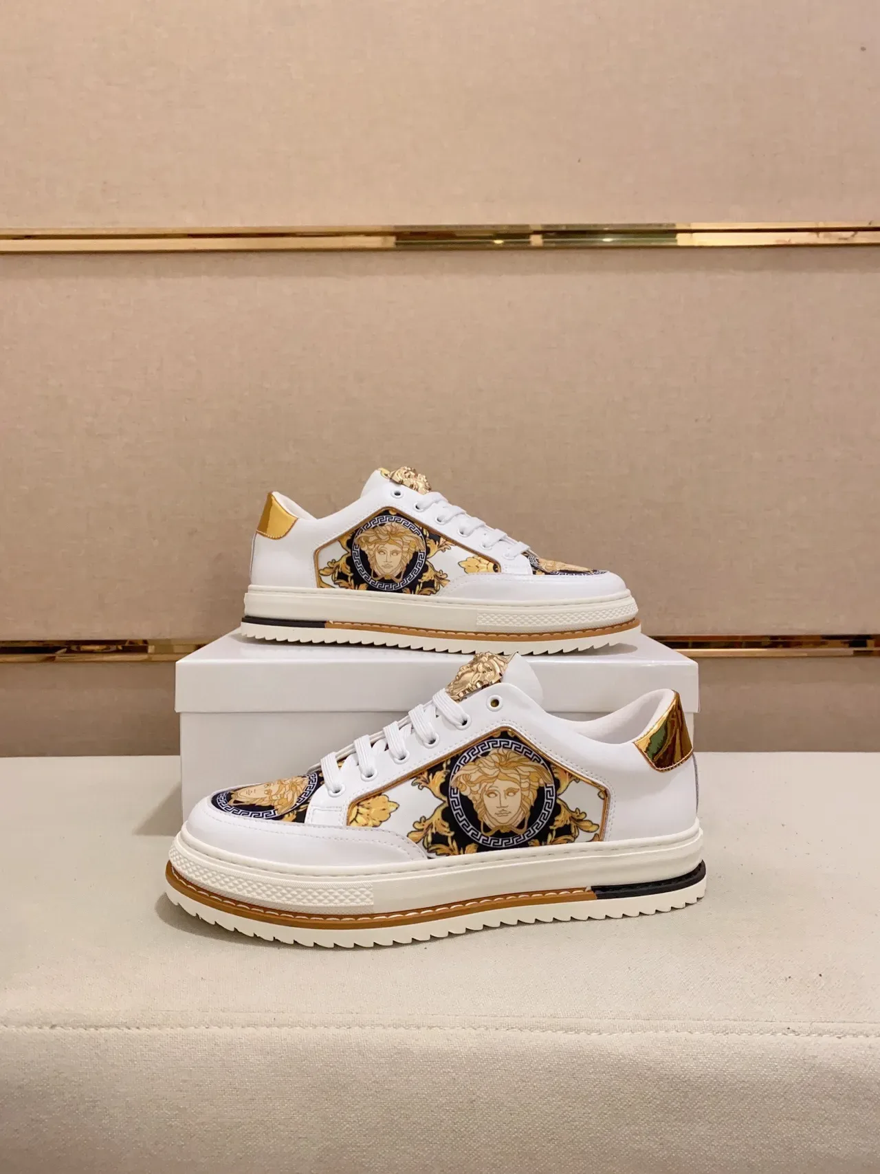 Versace Chain Reaction White Gold Medusa Lifestyle Sneakers 4