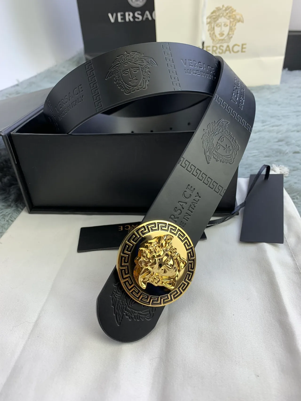 Versace Medusa Greek Key حزام جلد أسود 9