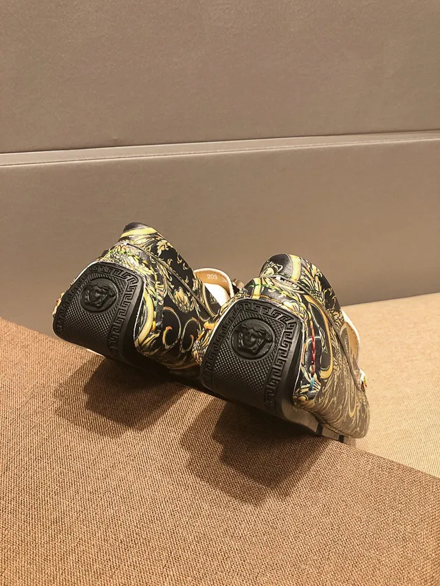 Versace Odissea Noir Doré Impression Barroca Médusa ornée Loafer 2