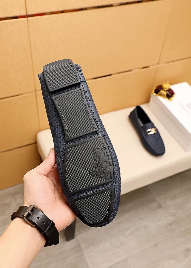 Versace Odissea Noir Doré Embossé Motif Greca Tête de Médusa Boucle Métal Loafer 10