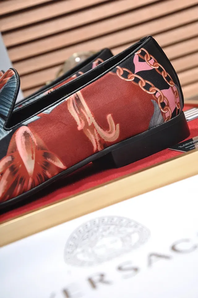 Versace Odissea Mocassins imprimés floraux baroques à chaîne 2