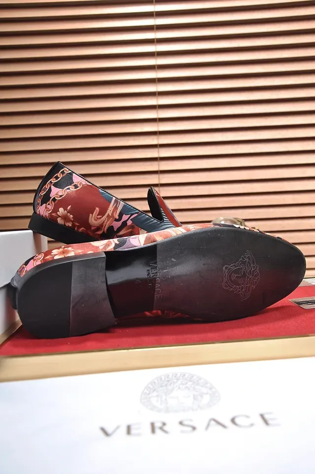 Versace Odissea Mocassins imprimés floraux baroques à chaîne 3