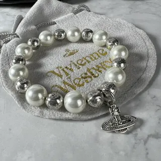 Vivienne Westwood Orb Bracelet White Pearl and Silver-Tone Bead Bracelet