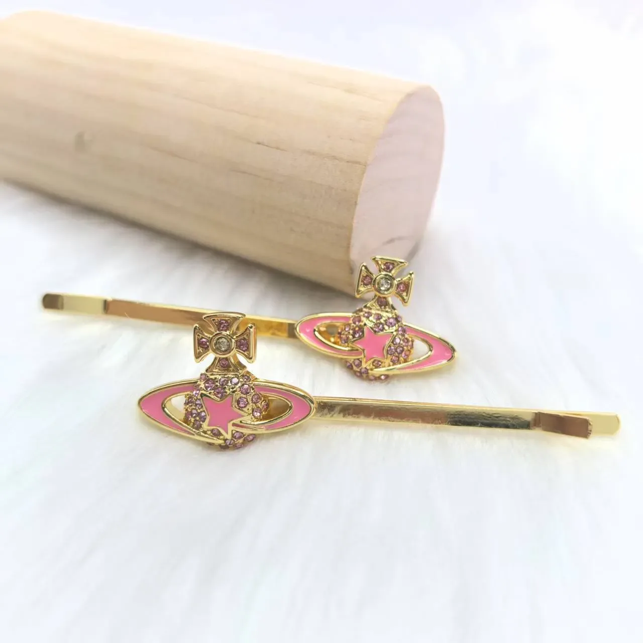 Vivienne Westwood Orb Gold Pink Logo Enamel Detailing Brooch 8