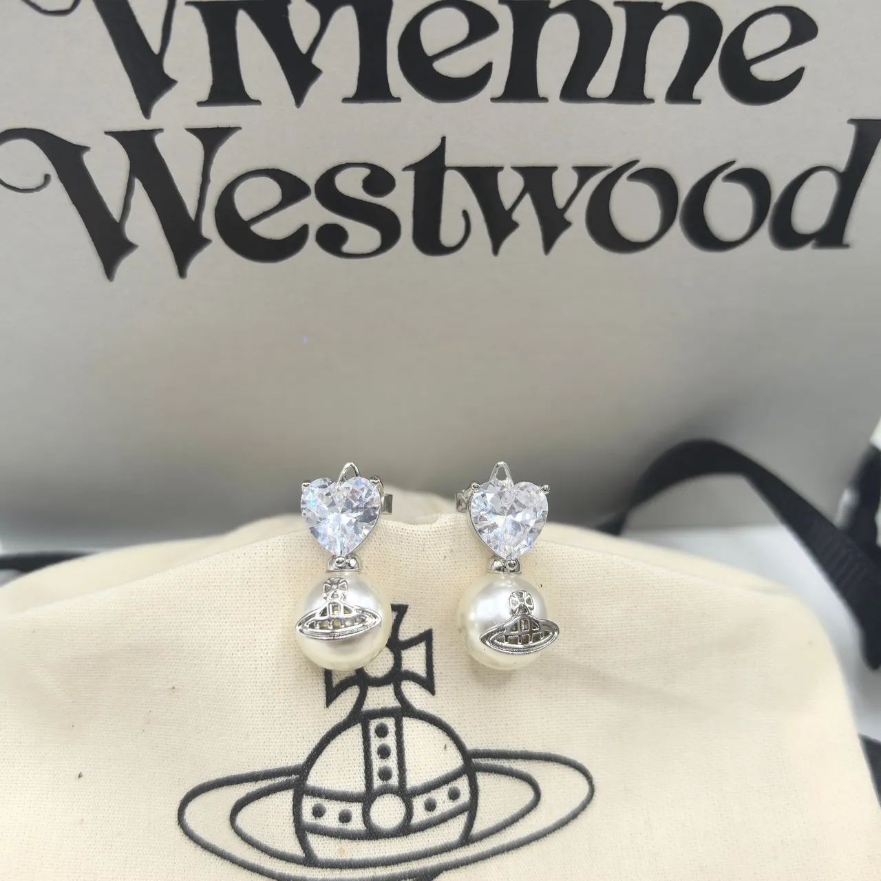 Vivienne Westwood Esfera Pérola Coração Vermelho Prata Cristal Tops Gota Pingentes Brincos 3