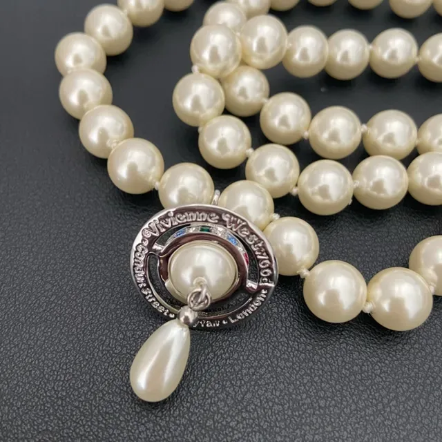 Vivienne Westwood Orb Pearl Necklace Beige Gold Triple-Strand Necklace 5