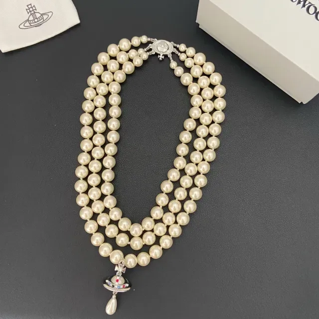Vivienne Westwood Orb Pearl Necklace Beige Gold Triple-Strand Necklace 7