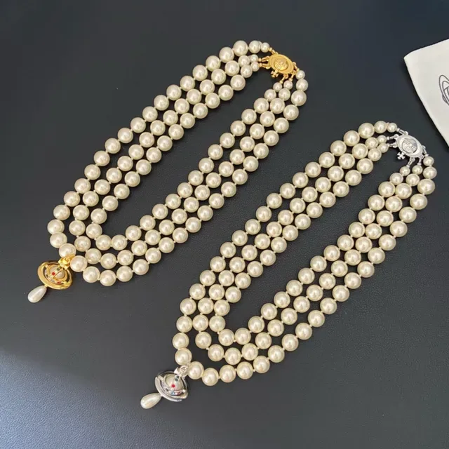 Vivienne Westwood Orb Pearl Necklace Beige Gold Triple-Strand Necklace 9