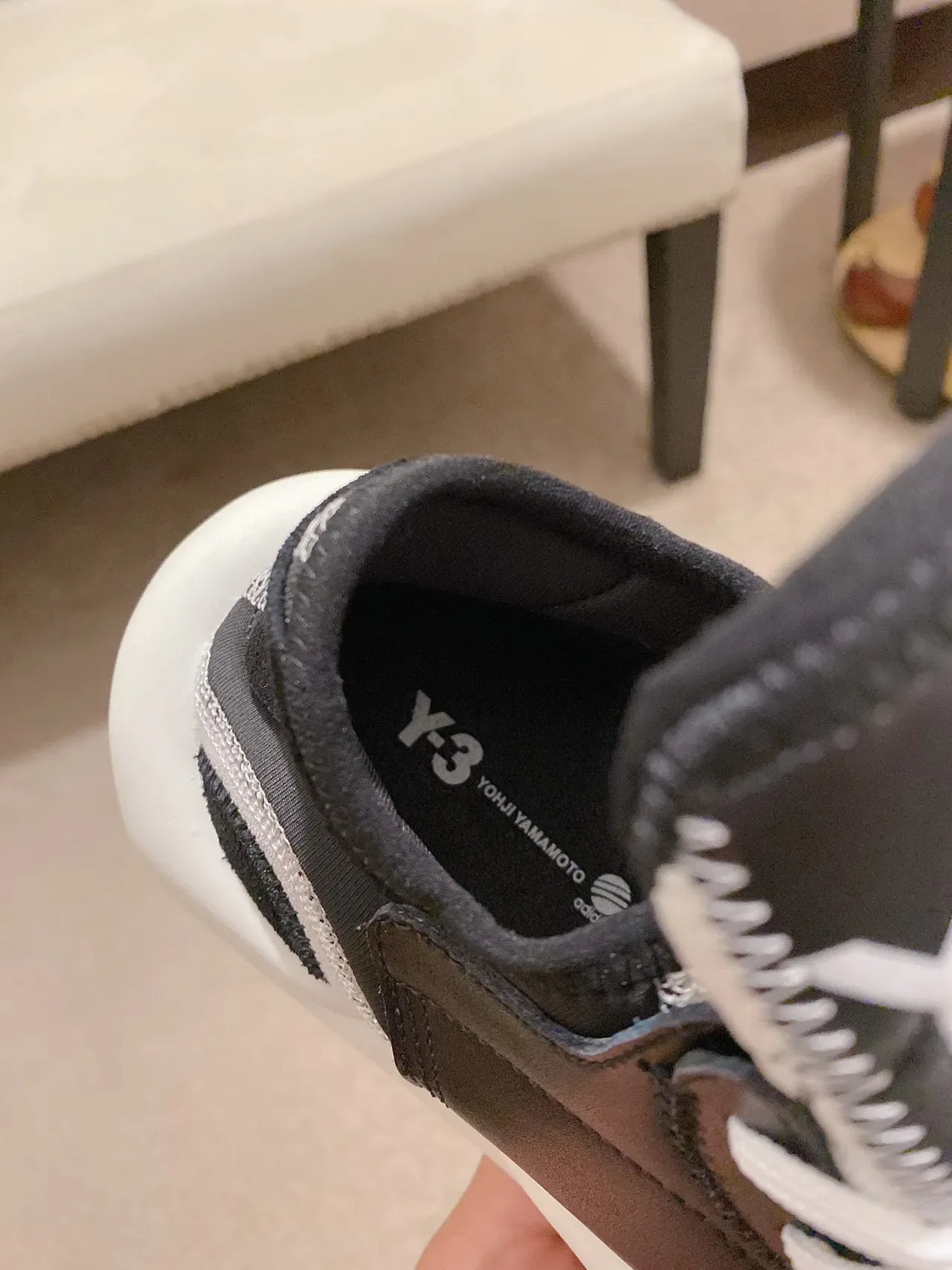 Y-3 Kaiwa Sneakers Lifestyle Noir et Blanc 5