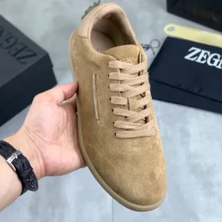 Zegna 米色麂皮低帮休闲运动鞋
