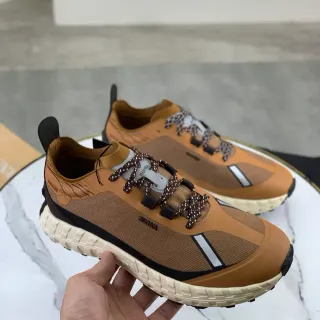 Zegna 棕米色混合材质鞋面 反光条纹细节 生活方式运动鞋